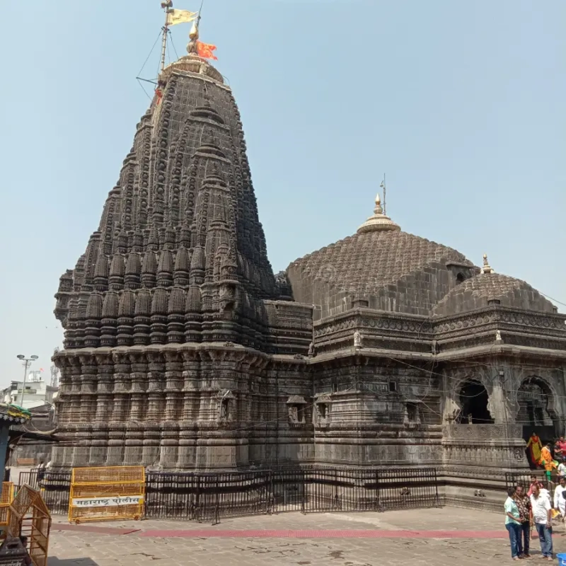 Trimbakeshwar Jyotirlinga Temple Nashik - Jyotirlinga darshan from Pune